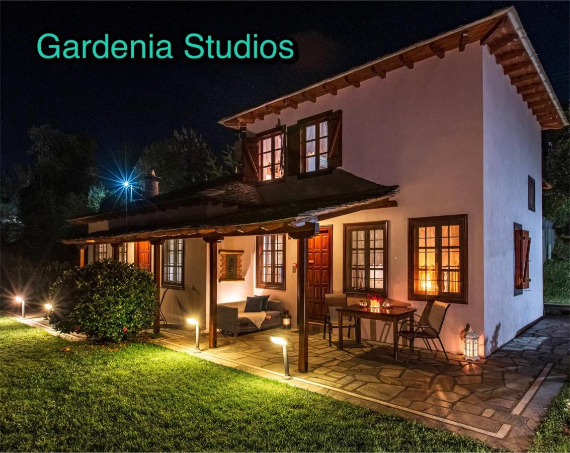 Gardenia Studios Mourésion Exterior foto